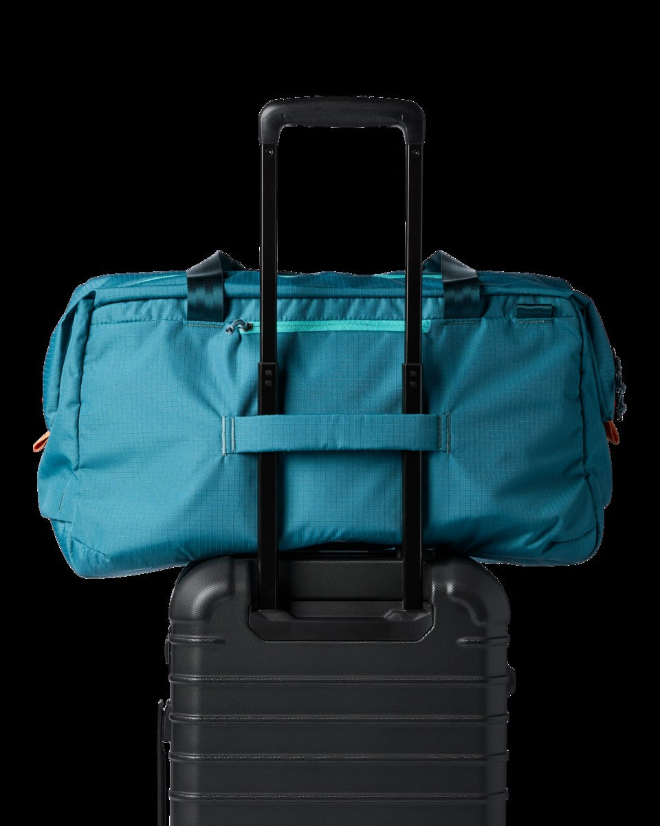Viaje 45L Travel Duffel