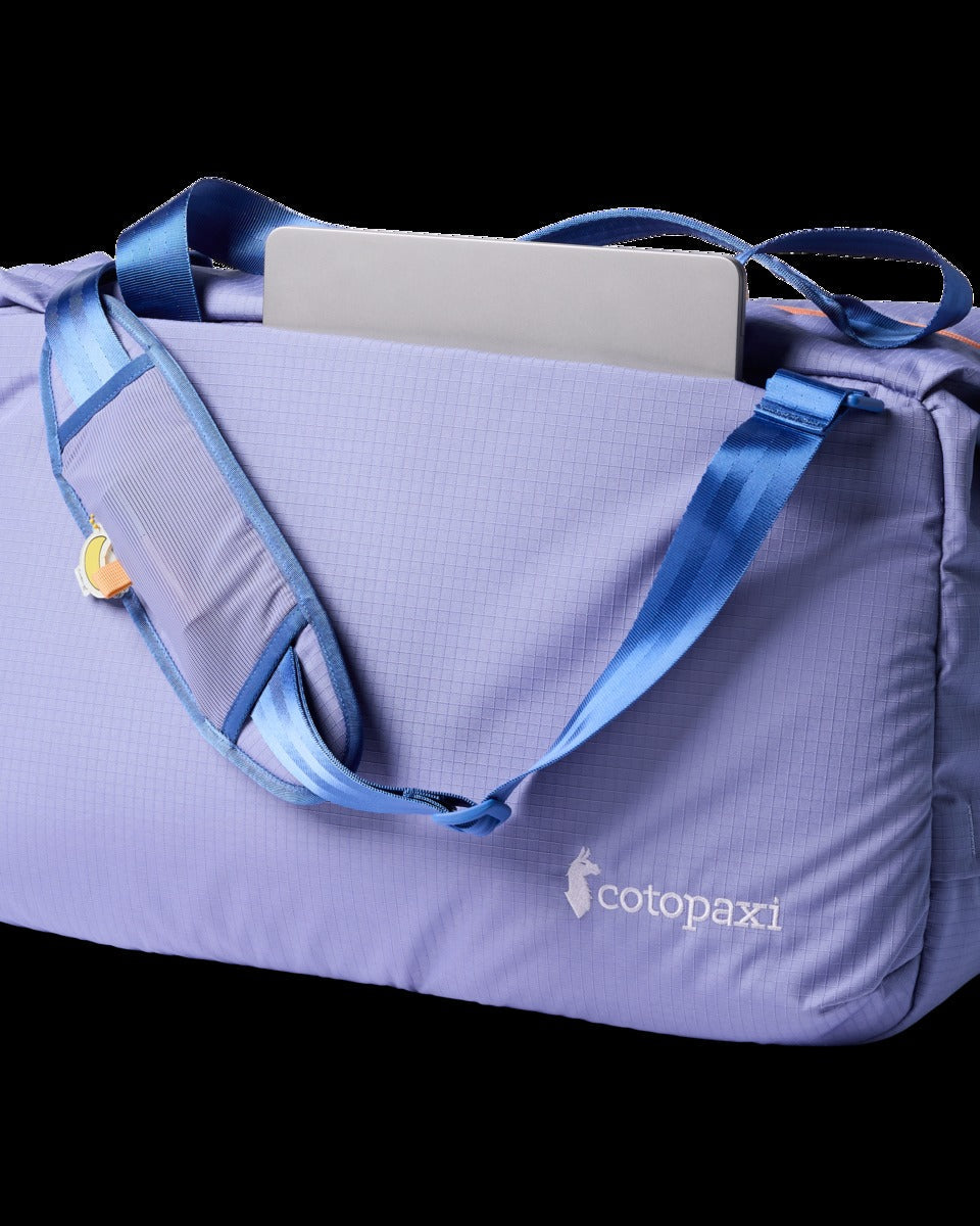 Viaje 45L Travel Duffel
