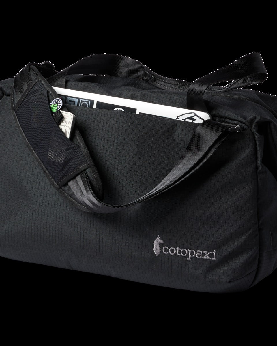 Viaje 35L Travel Duffel